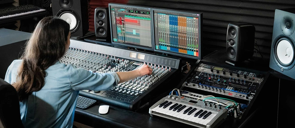 ik-multimedia-iloud-mtm-mkii-1x-arc-mikrofon-asimetrik-e-ticaret-gorsel3